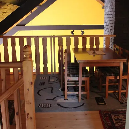 Σπίτι διακοπών Charming House In With Garden Laghy