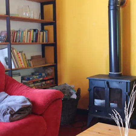 Charming House In With Garden Σπίτι διακοπών