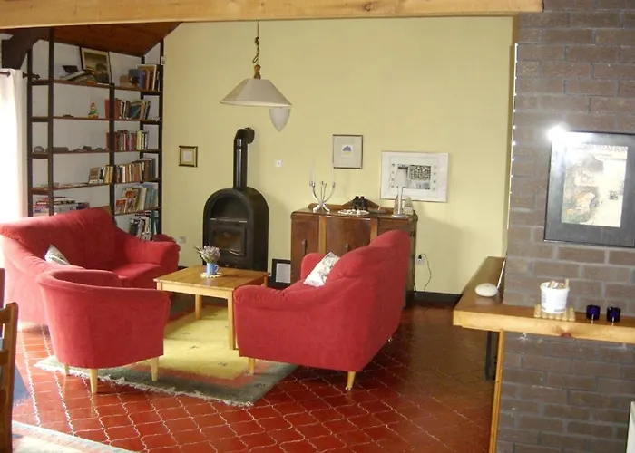 Charming House In With Garden